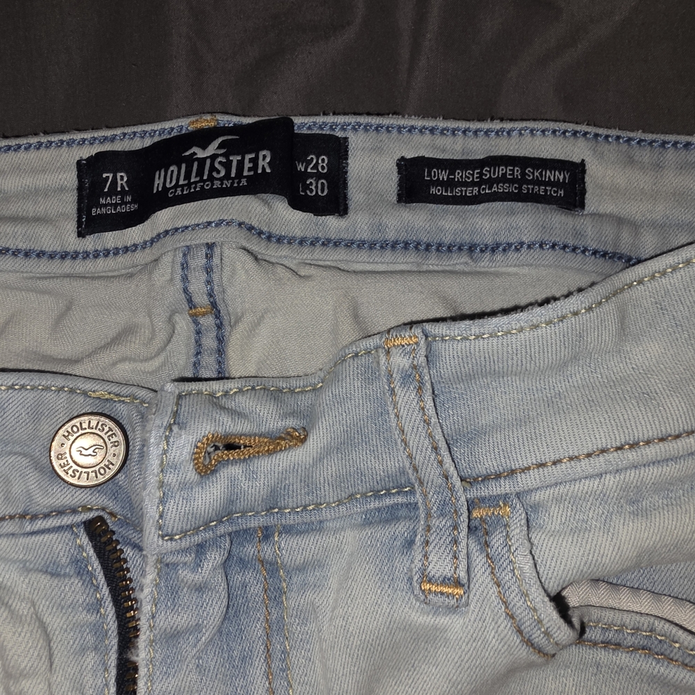 Hollister Women's Light Blue Skinny Jeans